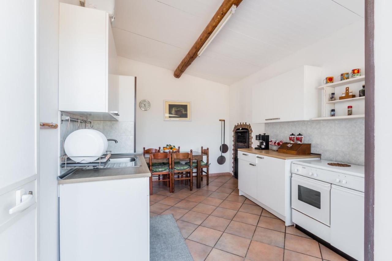Villa Rosa Near The Sandy Beach, Parking & Wifi Noto Luaran gambar