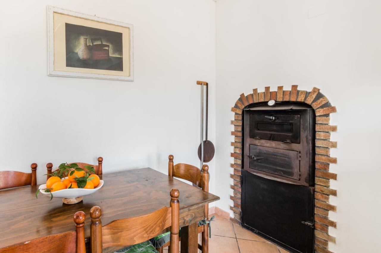Villa Rosa Near The Sandy Beach, Parking & Wifi Noto Luaran gambar