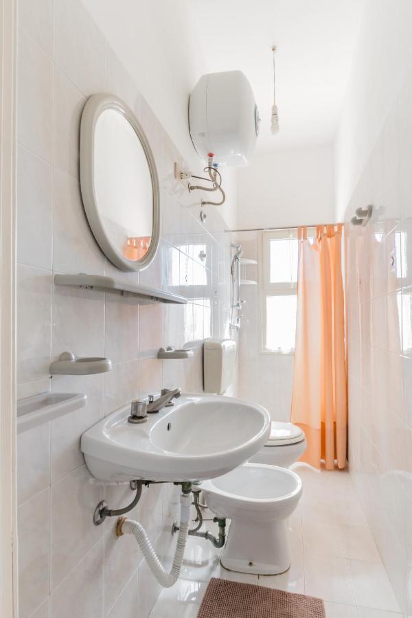Villa Rosa Near The Sandy Beach, Parking & Wifi Noto Luaran gambar