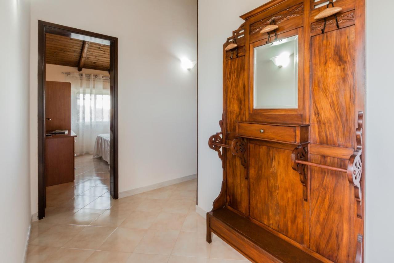 Villa Rosa Near The Sandy Beach, Parking & Wifi Noto Luaran gambar